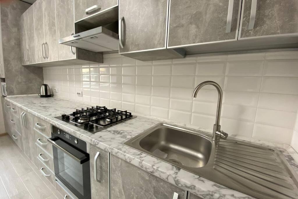 Fresh Residence Apartment Vinnytsia Ngoại thất bức ảnh